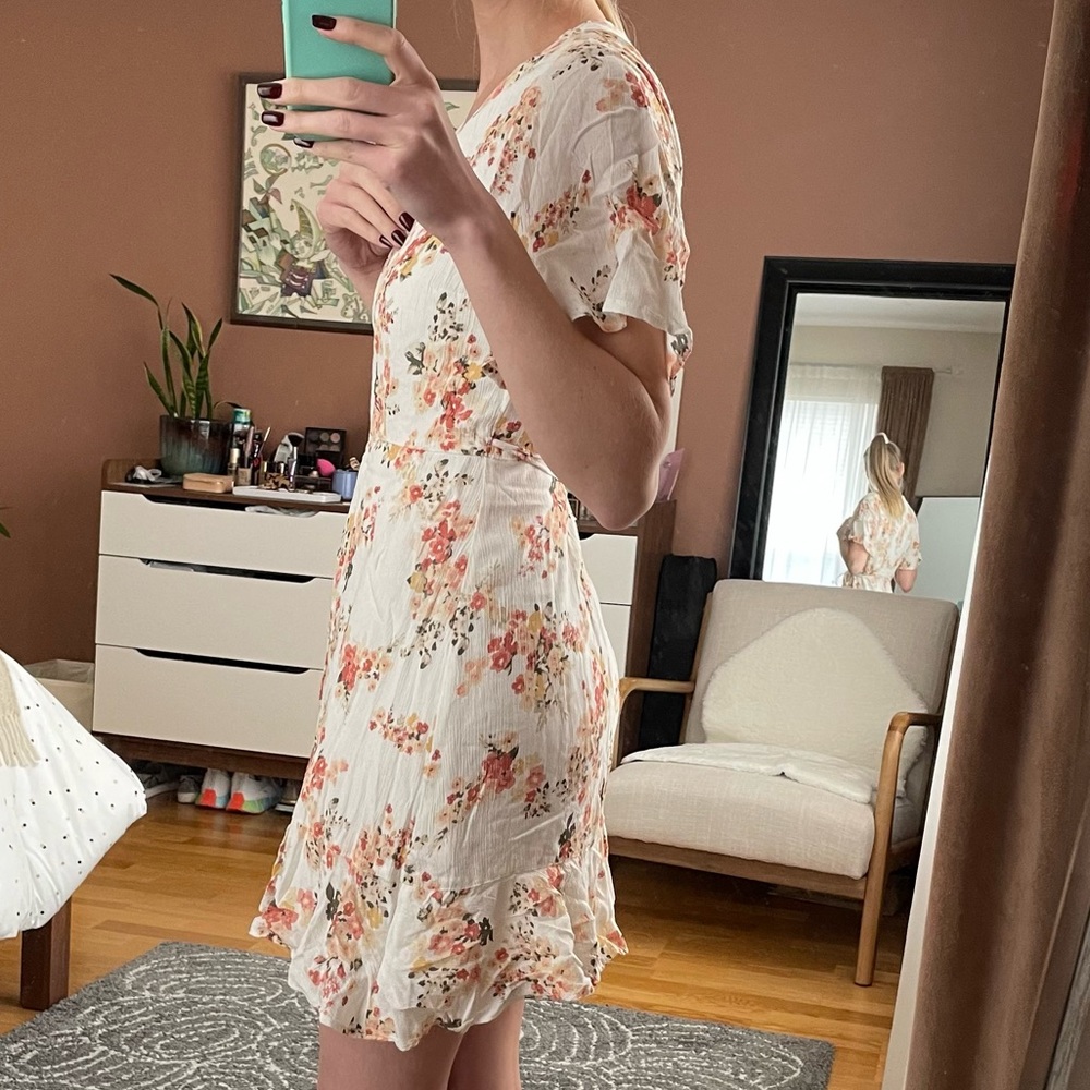 SUPER SALE❗️Abercrombie & Fitch | Floral Wrap Around Dress